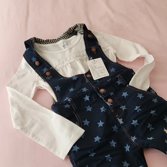 Carter's Kids size 8 white long sleeved top. - Picture 5 of 5